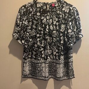 Vince Camuto Black and White Floral Blouse size M